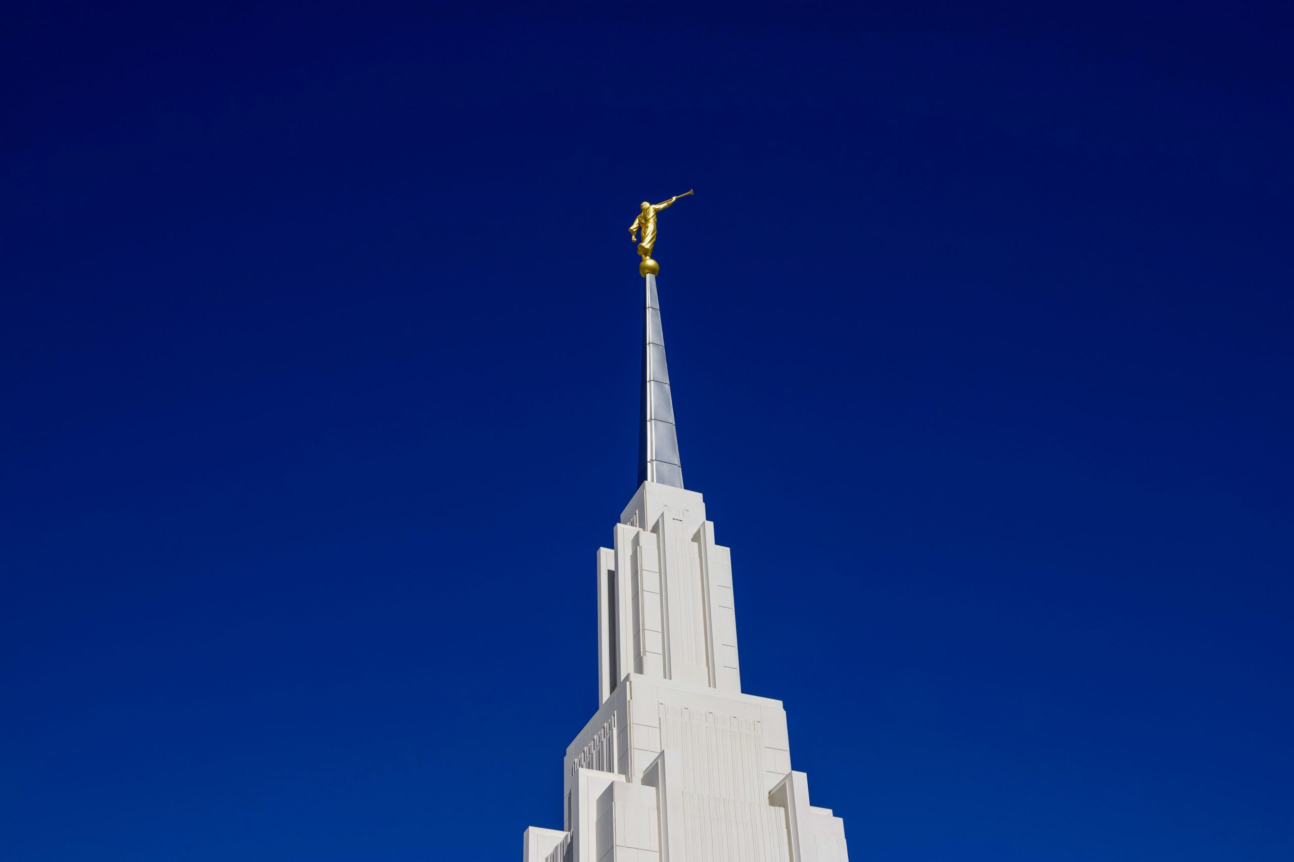 Observing Landmarks